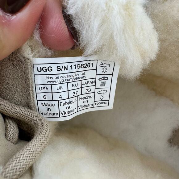 NEW UGG Size 6 Pumped Faux Fur Trim Mustard Seed Platform Suede Bootie Shoes - Picture 6 of 9